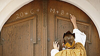 Sternsingerinnen und Sternsinger brachten den Segen